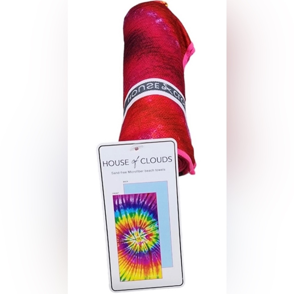 House of Clouds Sand Free Microfiber Beach Towel Tye Die brand new with tags